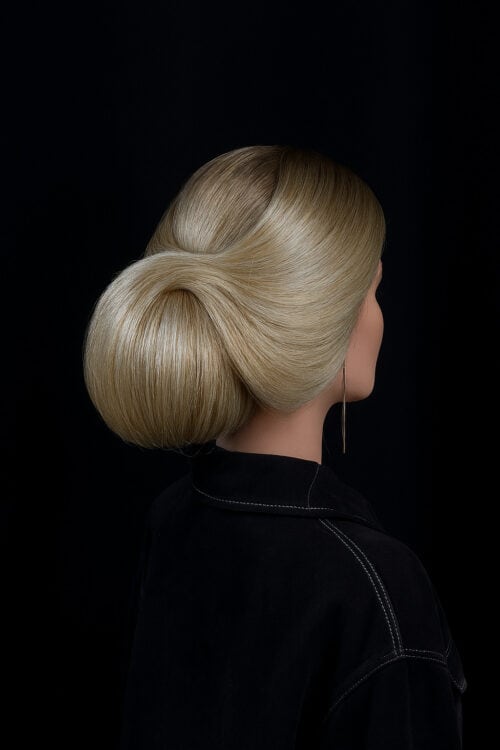 Bridal hairstyling - online hair stylist course